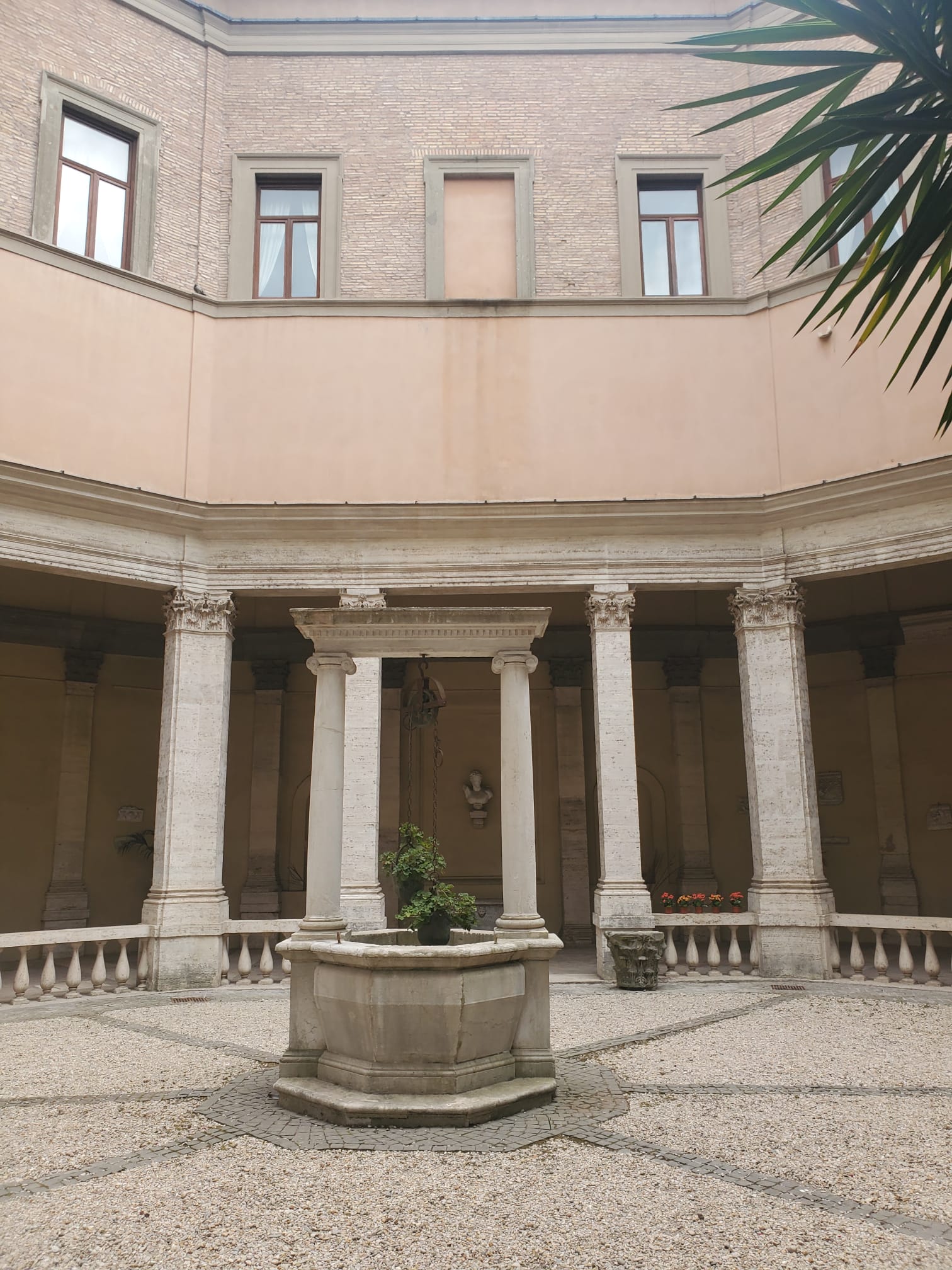 Palazzo Borromeo